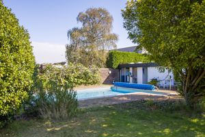 Photo 33- click for photo gallery